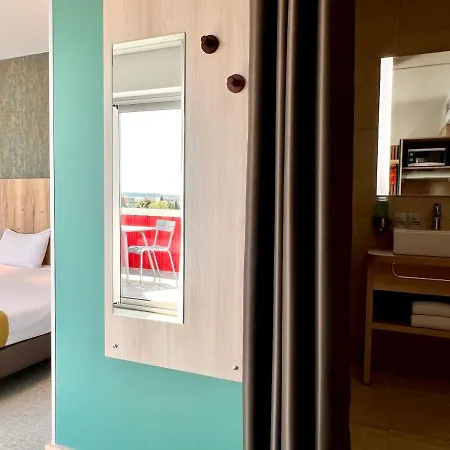 Hotel The Originals City, Le Puech, 3*
