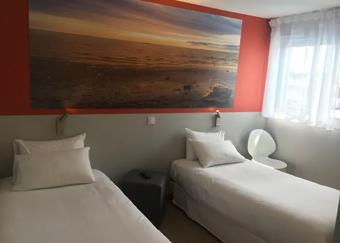 The Originals City, Le Puech, 3* Narbona