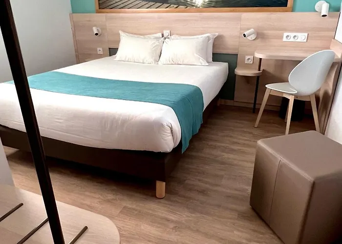 The Originals City, Le Puech, Hotel Narbona