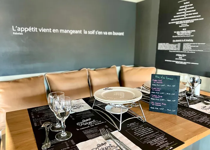 The Originals City, Le Puech, Hotel