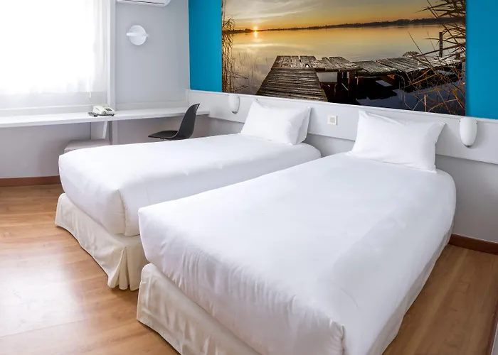 The Originals City, Le Puech, 3* Narbona