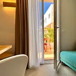 Hotel The Originals City, Le Puech,