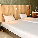 Hotel The Originals City, Le Puech, 3*