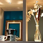 The Originals City, Le Puech, 3* Narbona