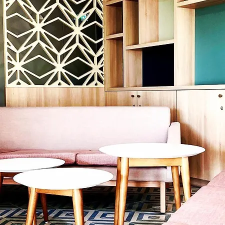 Hotel The Originals City, Le Puech, Narbonne