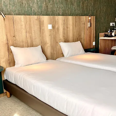 Hotel The Originals City, Le Puech, 3*