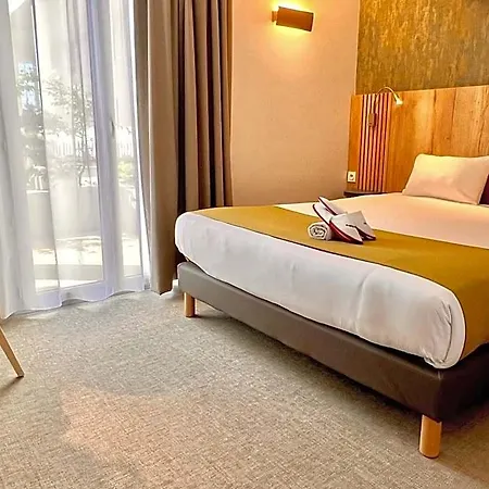 Hotel The Originals City, Le Puech,