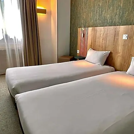 Hotel The Originals City, Le Puech,