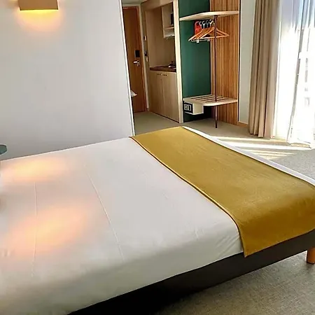 Hotel The Originals City, Le Puech, Narbonne