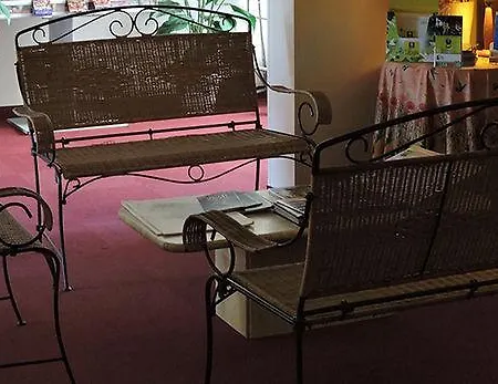 The Originals City, Le Puech, Szálloda 3*